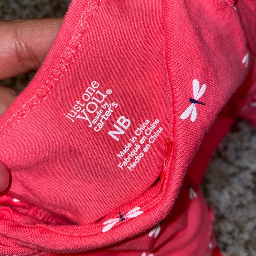 Carters Newborn set - Picture 2 of 2